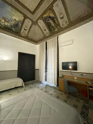TV o dispositivi per l'intrattenimento presso Resort CostantiNapoli 27