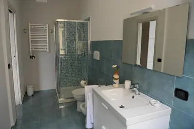 Bagno di Casa del Porto al Borgo Marinari