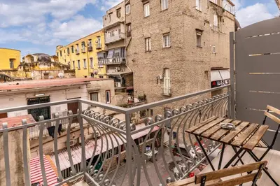Balcone o terrazza di RAGGIO DI SOLE - ATAROOMS Collection