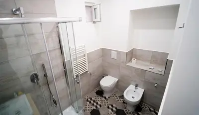Bagno di Neapolitan Flat B&B