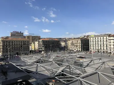 Vista generica su Napoli o vista sulla città dall'interno del bed & breakfast