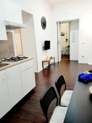 Cucina o angolo cottura di TOLEDO HOUSE Piazza Carita' Centralissimo