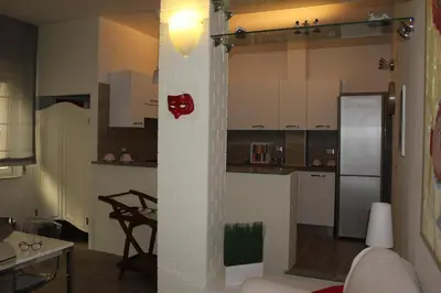 Cucina o angolo cottura di A casa e Pepe Lovely flat in the heart of Naples.