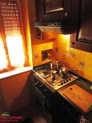 Cucina o angolo cottura di B&B Historic Centre Naples