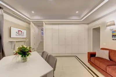 Planimetria di S&T LUXURY HOUSE in PLEBISCITO SQUARE
