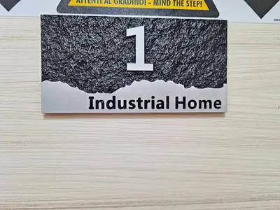 Certificato, attestato, insegna o altro documento esposto da City Focus Apartments Napoli