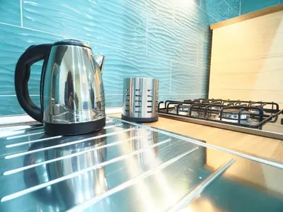 Cucina o angolo cottura di 'a casa toja (neapolitan holiday home)