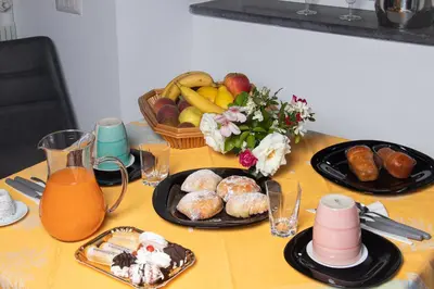Cibo presso l'appartamento o nelle vicinanze