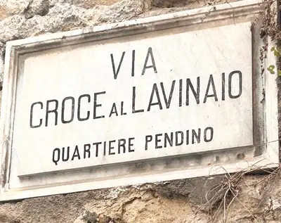 Certificato, attestato, insegna o altro documento esposto da LAVINAIO'S HOUSE