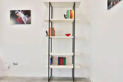 Biblioteca nell'appartamento