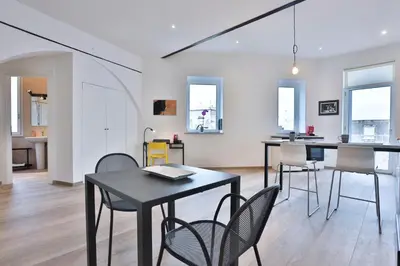 Cucina o angolo cottura di GuestHost - Terrazzino Spagnolo Panoramic Apartment