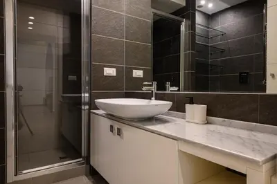 Bagno di Via Morghen 63