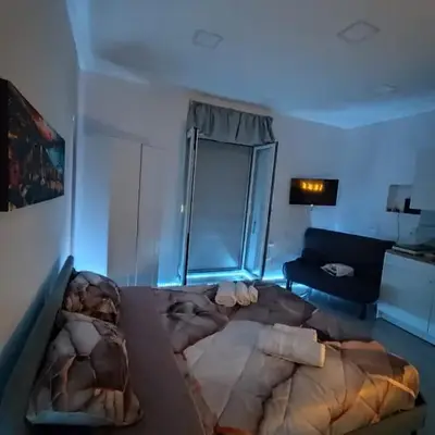 Bro and sis house