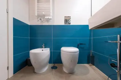 Bagno di Appartamento Via Toledo 55 - Palazzo della Porta